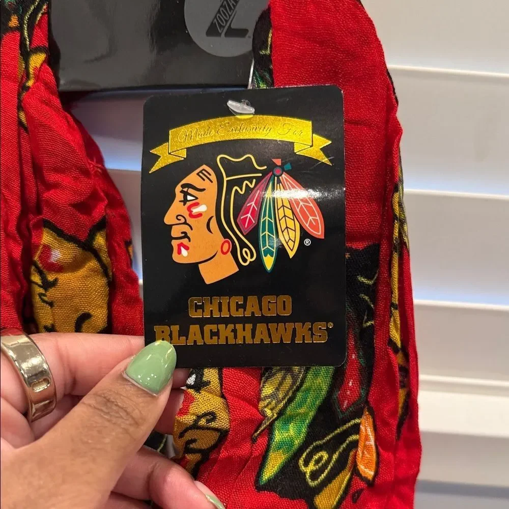 Chicago Blackhawks Infinity Scarf